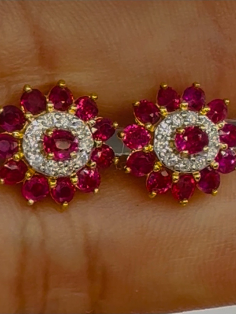 Natural Burmese Ruby and Diamond earring in 18 k solid gold with lab certificate